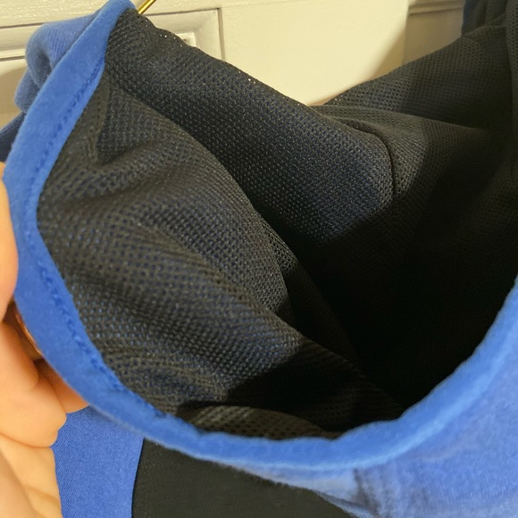 EUC Black and Blue Nike AIR Boys Hoodie - Picture 6 of 6